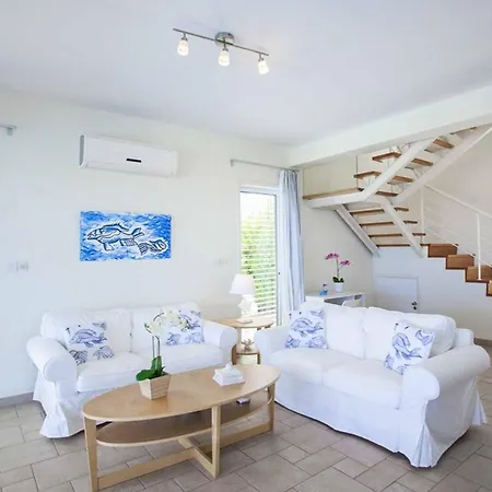Melissa Selana Villa Protaras